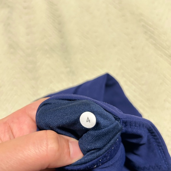 Lululemon cropped leggings - Picture 3 of 3